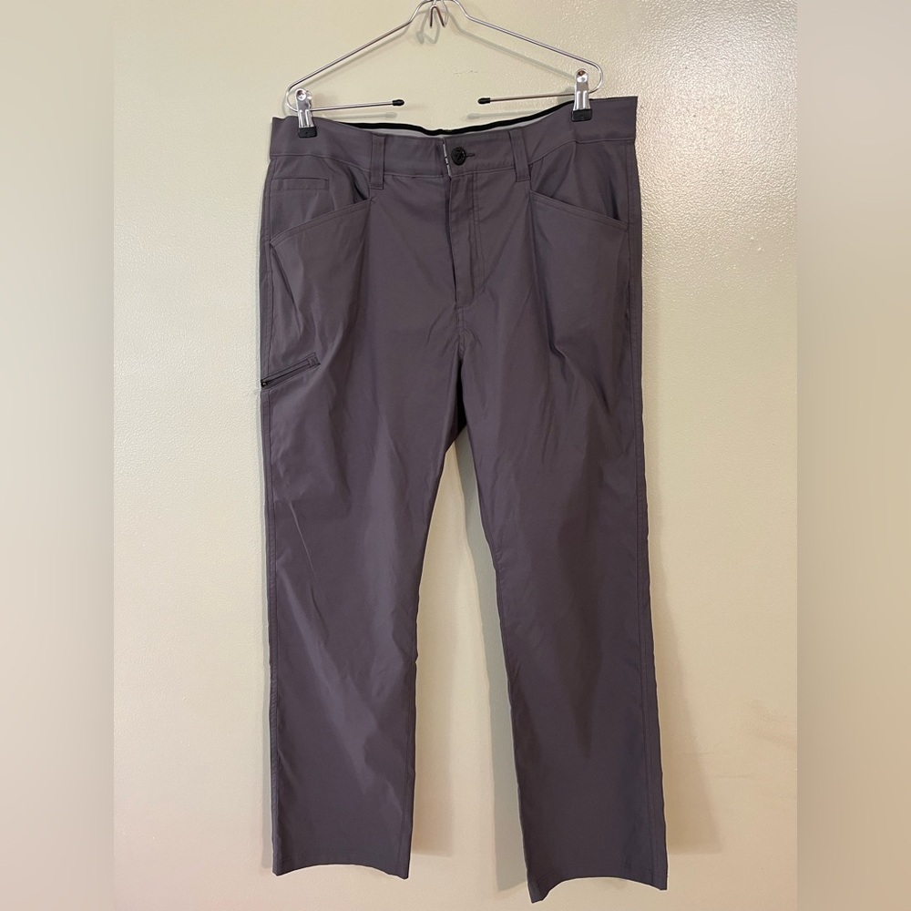 Orvis Men's  Performance Nylon Stretch Gray Pants Size 36/30